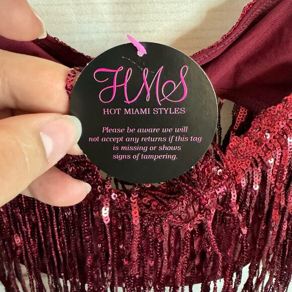 Luxxel Burgundy Fringe Lining Crop Top Size Small - Picture 6 of 7